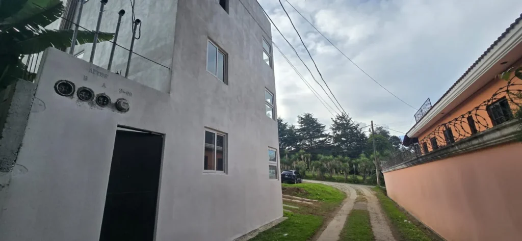 Apartamentos en San Lucas Km 32 RN10 Antigua Guatemala - imagen 4