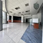 Local Comercial U Oficina En Design Center Zona 10 - imagen 3